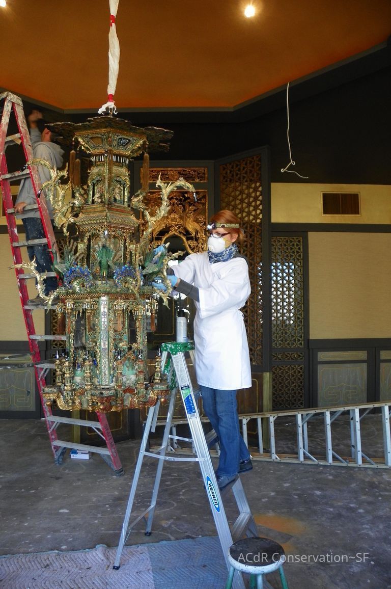 Golden Room - Image 32