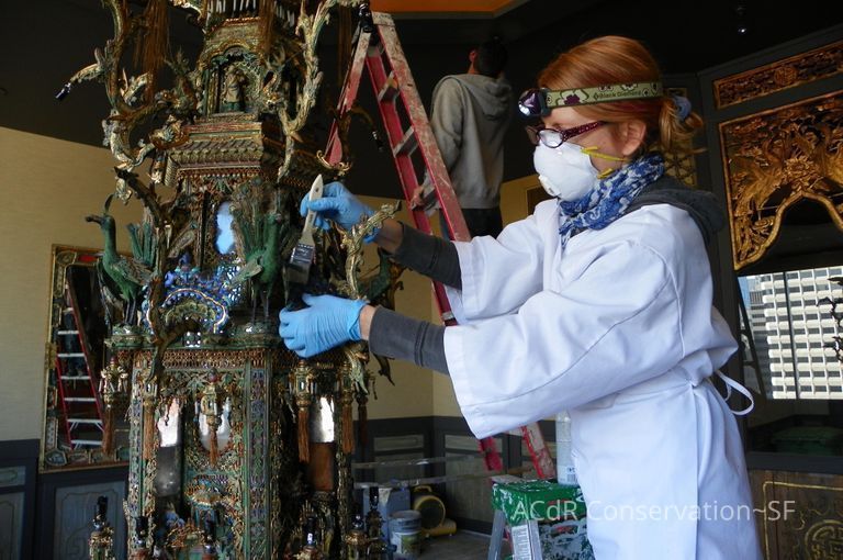 Golden Room - Image 33