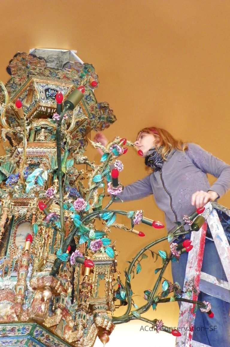 Golden Room - Image 336