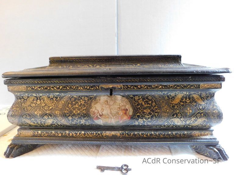 Medieval Painted Gilt Box with Key picture number 1