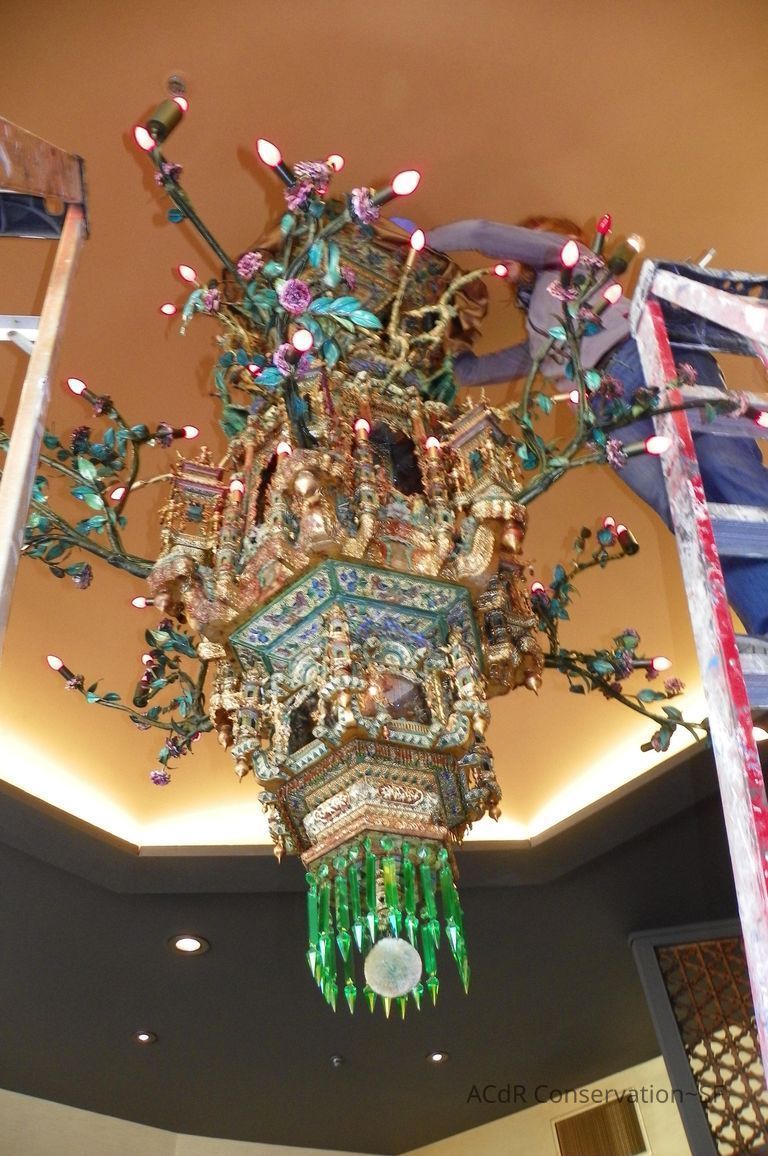 Golden Room - Image 360