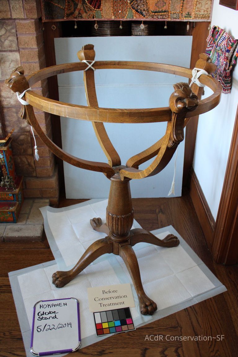          Globe Stand picture number 1
