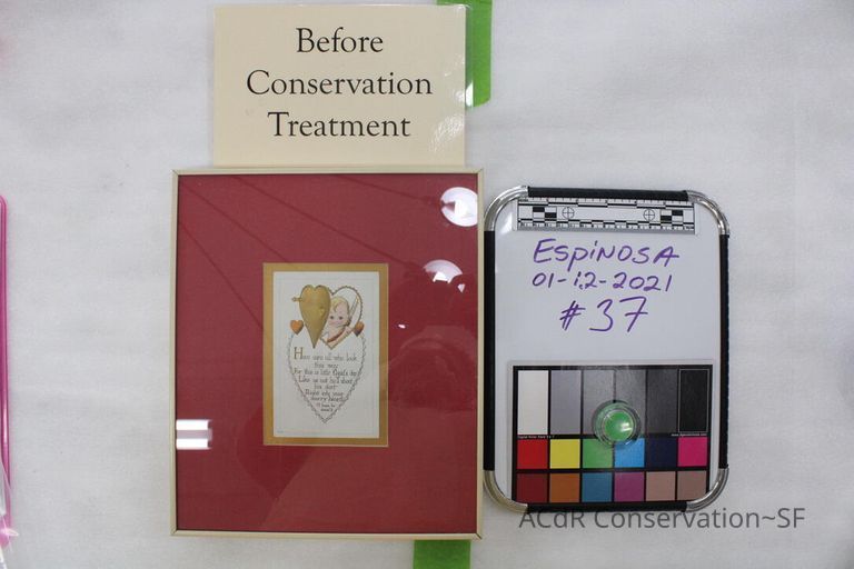          Hearts embroidery with Cupid locket picture number 1
