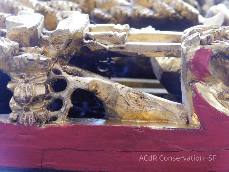 Large Round Chinese woodcarving - Image 5