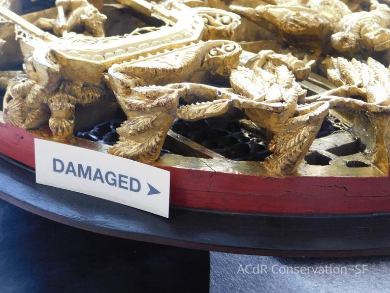 Large Round Chinese woodcarving - Image 12