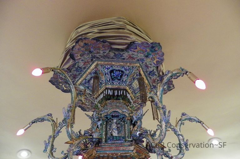 Golden Room - Image 380