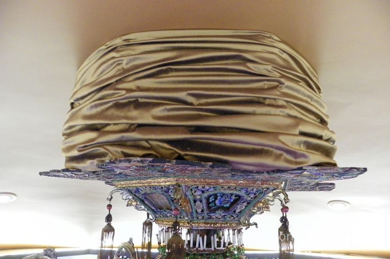 Golden Room - Image 384