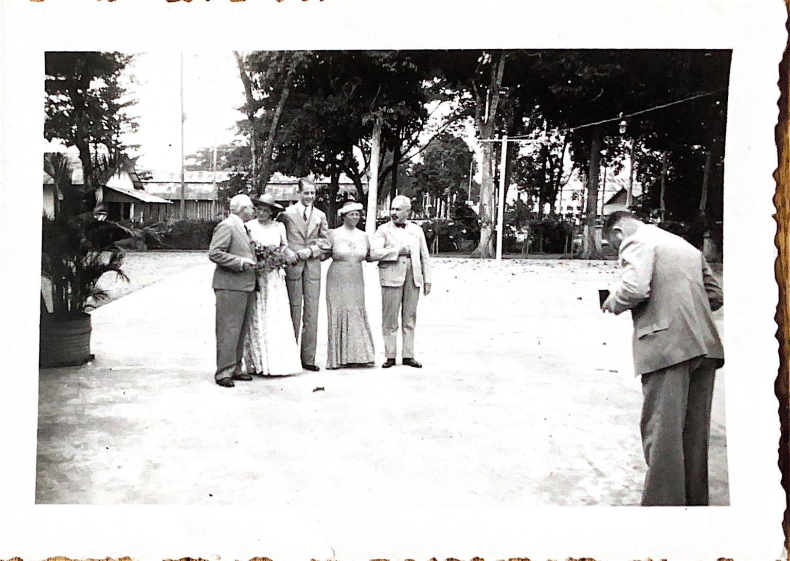 1937