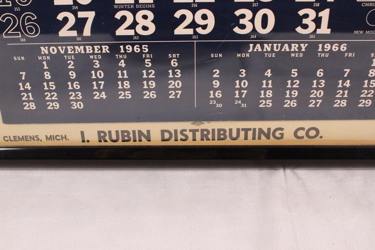 Stroh Brewing Company - Gown Series - Image 3