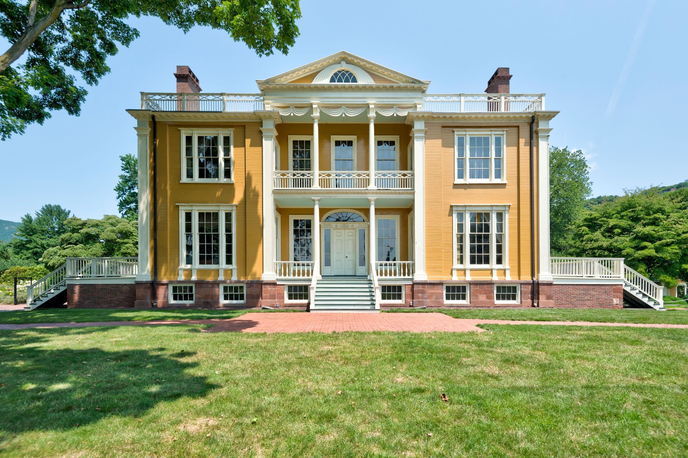 Boscobel House and Gardens hero image