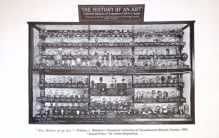 Hammer Collection Photographs, (1 folder, 1975) picture number 1