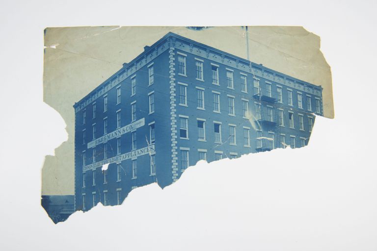 Bergmann & Co. Electric Light Appliance Factory Photograph picture number 1