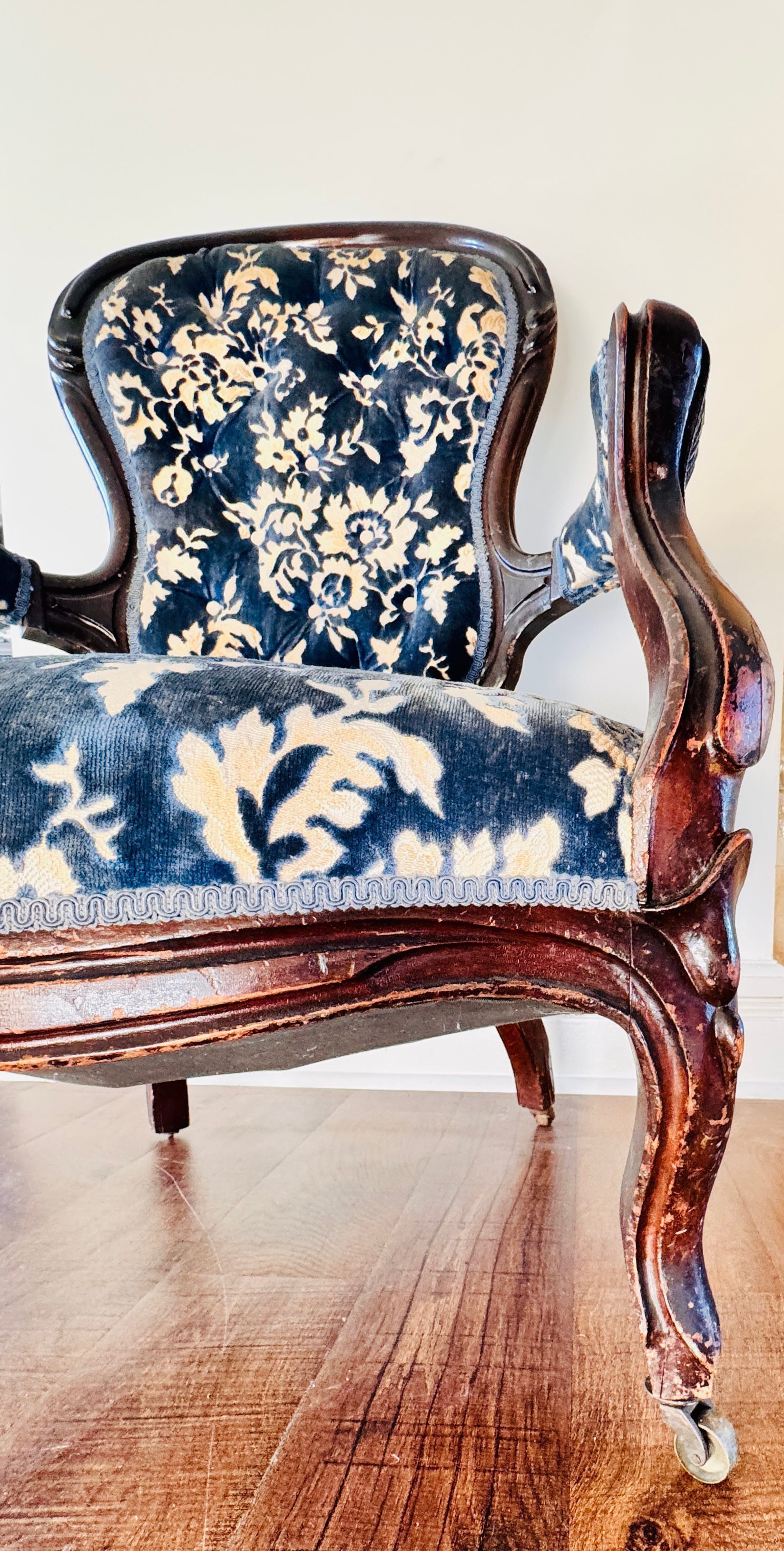 Victorian Parlor Chair from Lewis Latimer’s Home picture number 1