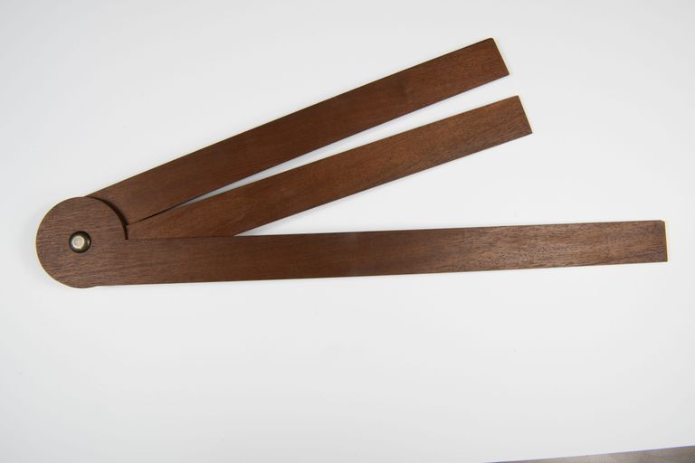 Wooden Folding Ruler or Angle Measurement Tool picture number 1