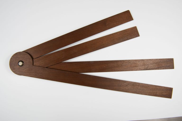 Wooden Folding Ruler or Angle Measurer picture number 1