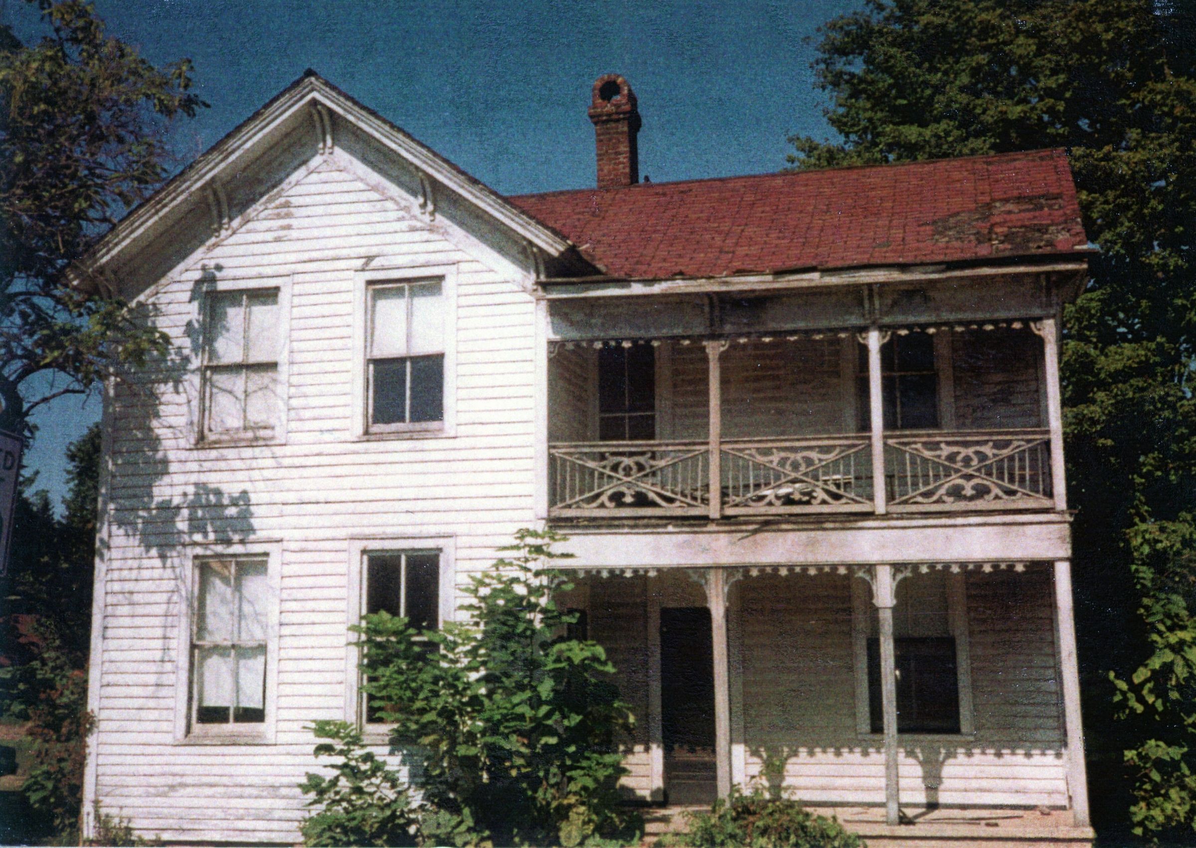C. P. Rickett's House, built ca. 1868, Railroad Street in Lutesville.: Oldest residence in Lutesville. (Razed around 2020) The house may have originally been built by Eli Lutes. Ferdinand Trautwein (1841 – 1909) and his family were the earliest known owners of the house located at the corner of Magnolia and Union Streets. Trautwein operated a Magnolia Mill in Lutesville and was its first mayor.