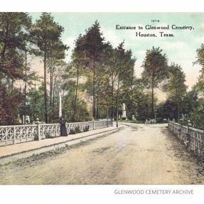 1910 Entrance to Glenwood Cemetery Postcard