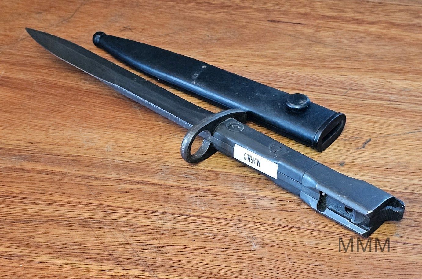 MMM - Military Small Arms, Bayonets & Blades