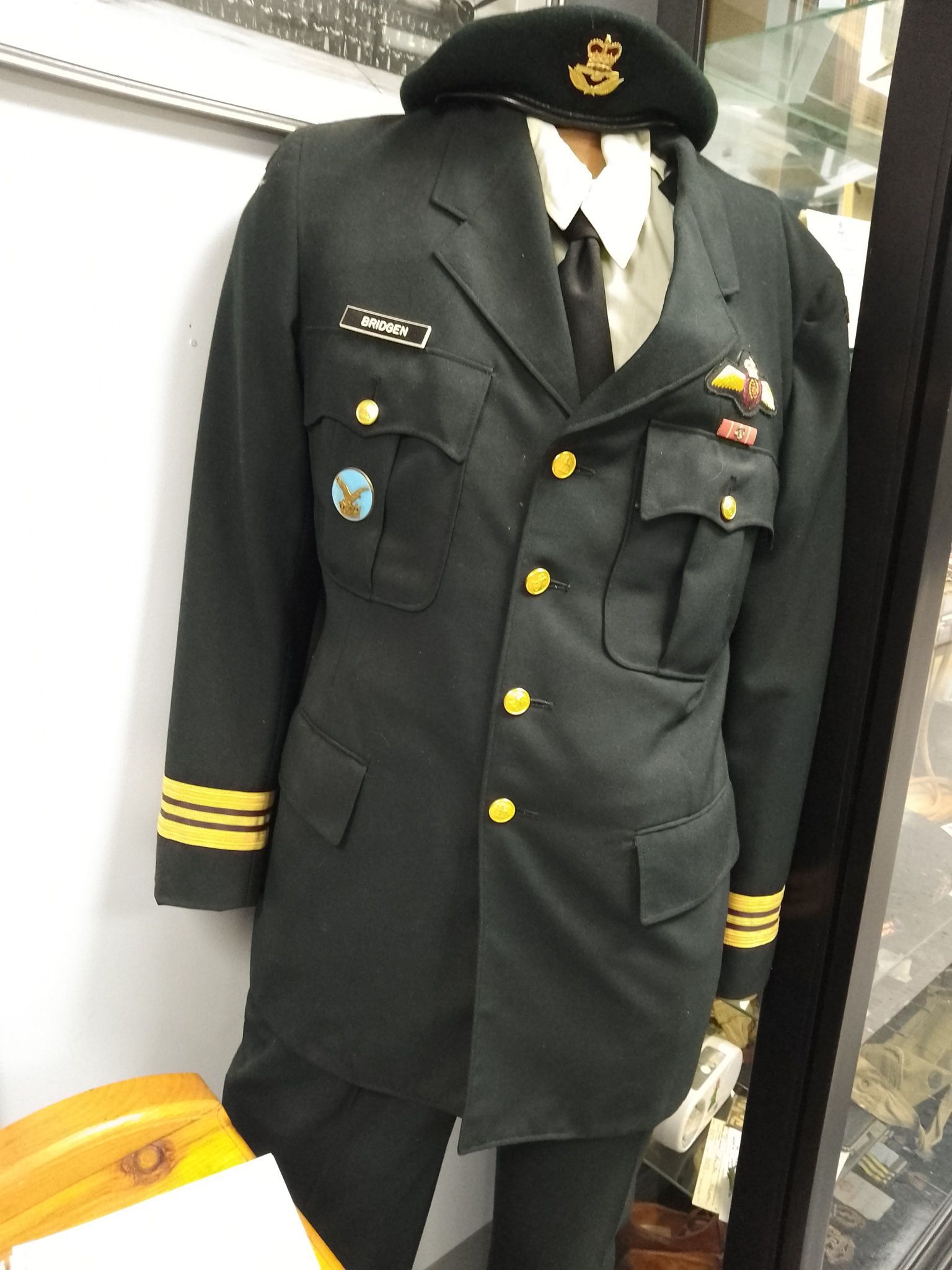 (#04) Wes Bridgen Uniform