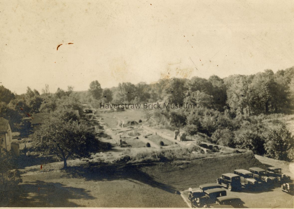 Dutch Garden Cardboard Photos