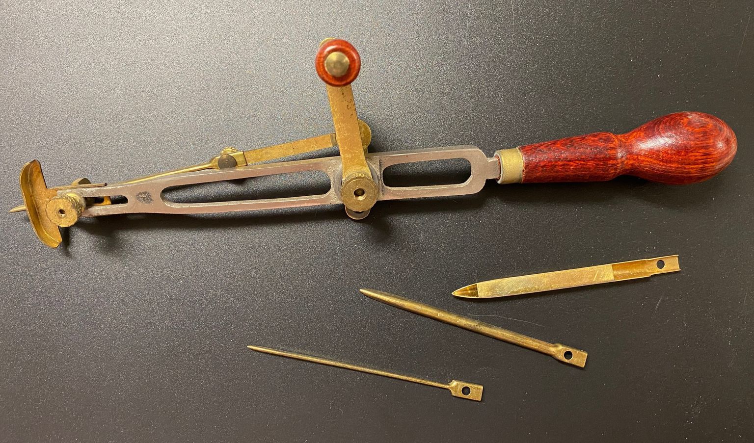 Household - Sewing, Spinning, Weaving, & Needlecraft Tools & Equipment