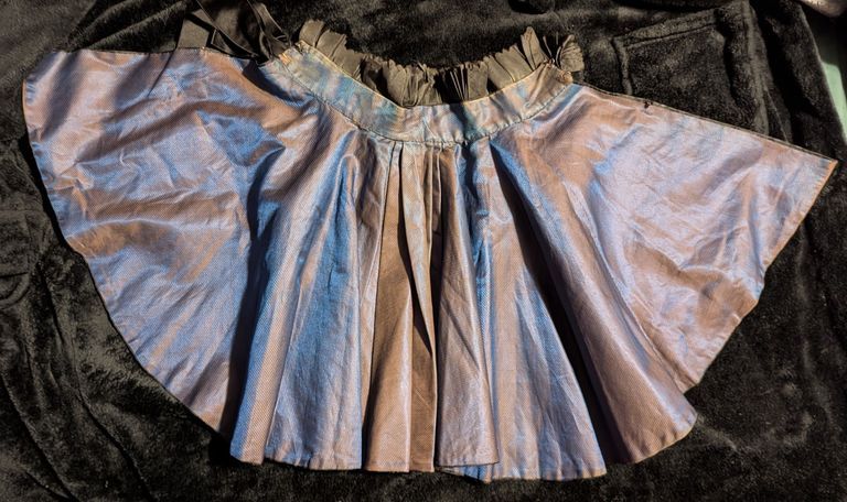 Woman’s Evening Cape (Mantle) - Image 2