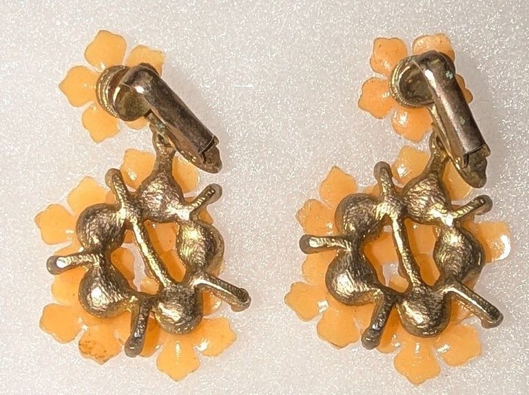 Mid-Century Floral Cluster Drop Earrings with Enamel Petals and Rhinestone Centers - Image 2