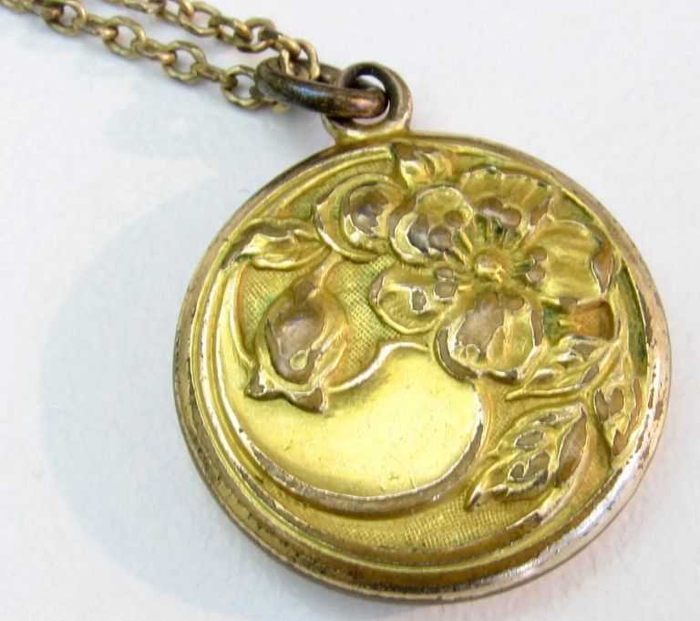 Art Nouveau Floral Locket Pendant with Engraved Initial “G” and Chain