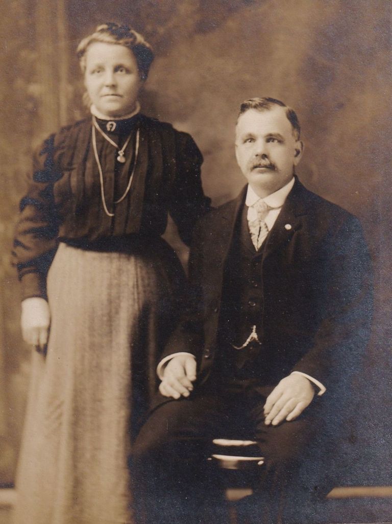 Victorian Couple