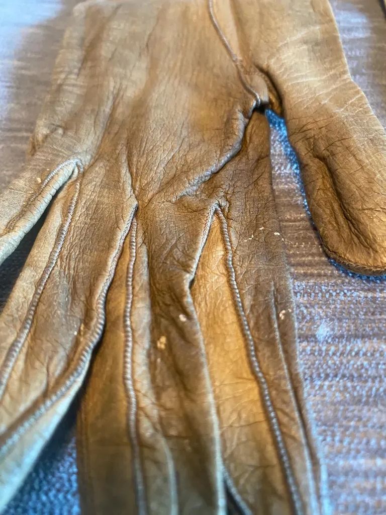 Women's Dress Gloves - Image 2