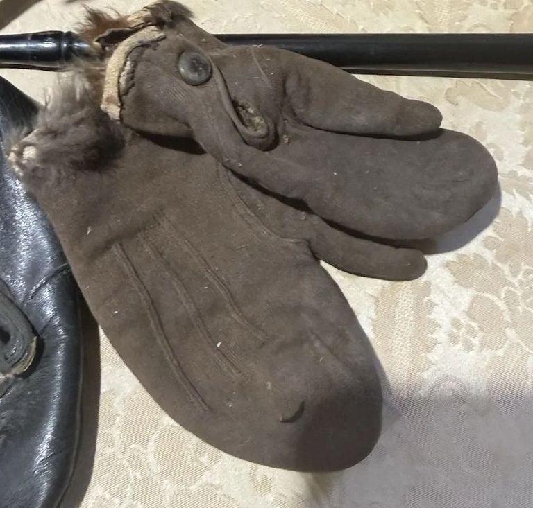 Victorian Child’s Fur-Lined Winter Mittens with Button Closure