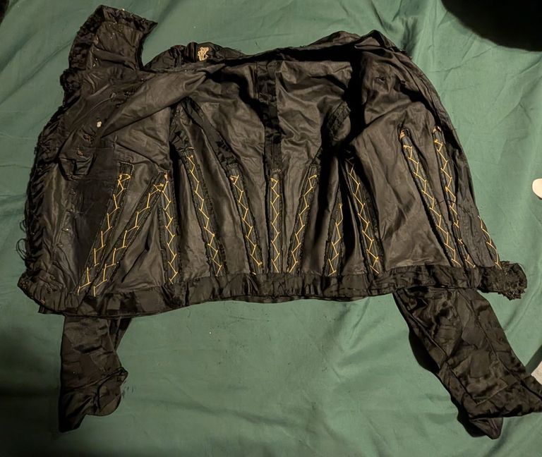 Late Victorian women’s bodice - Image 3