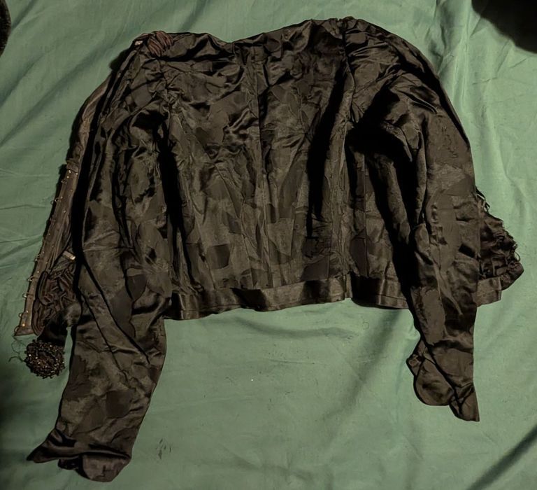 Late Victorian women’s bodice - Image 5