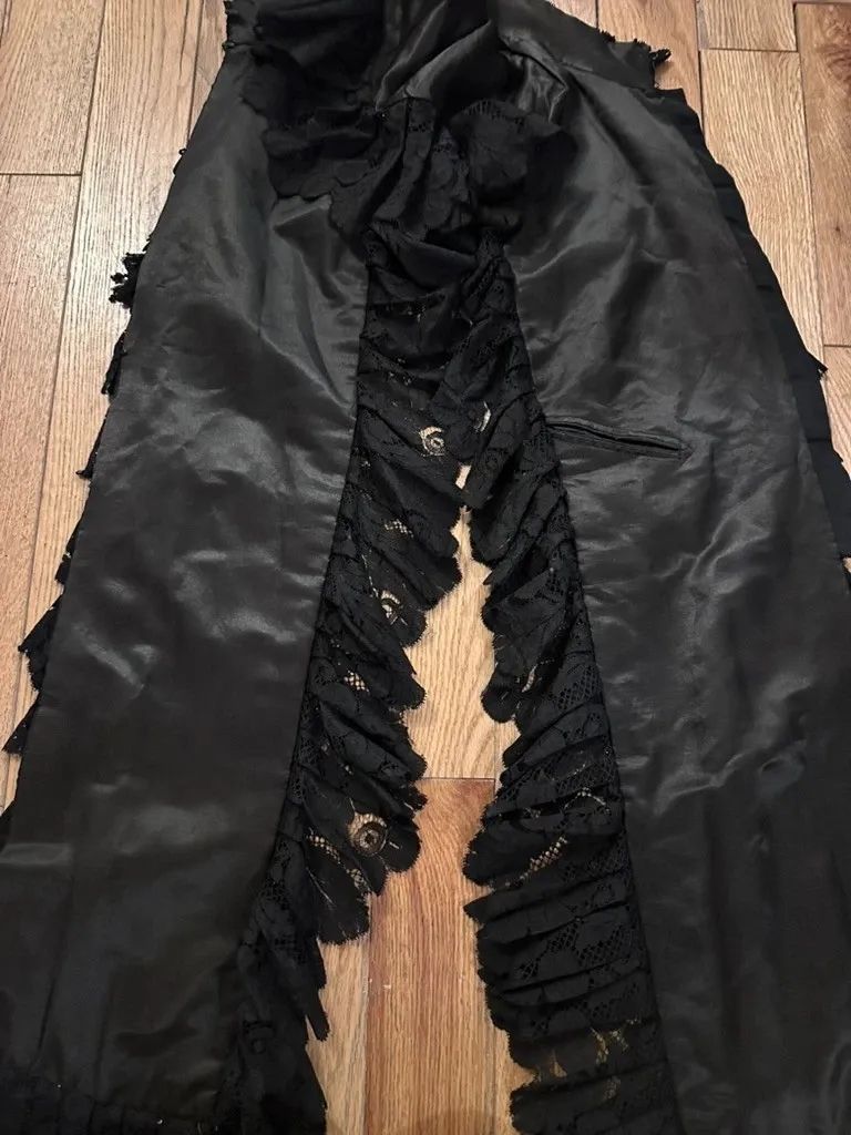 Late Victorian Black Beaded Mourning Capelet (Shoulder Cape) - Image 7