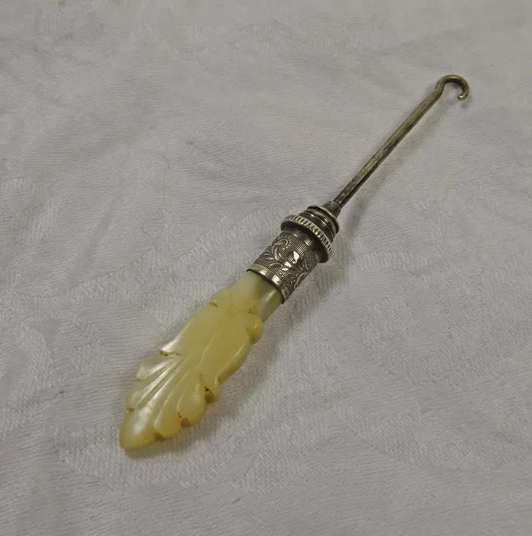 Victorian Button Hook - Image 2