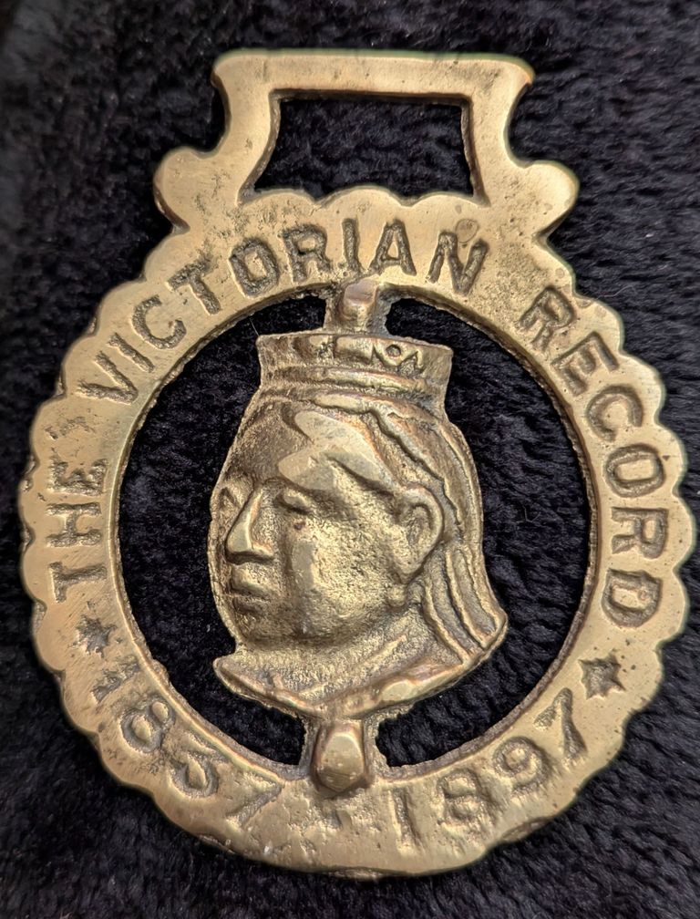 Victoria Lodge Badge