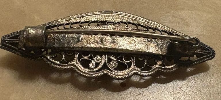 Victorian Filigree Coral Brooch - Image 2