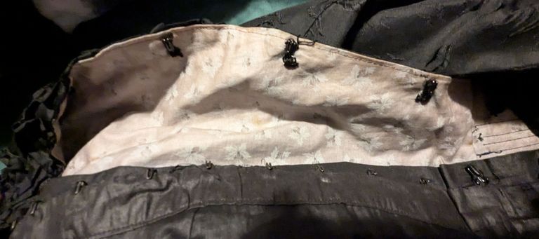 Woman’s Bodice / Corset-Bodice Hybrid - Image 8