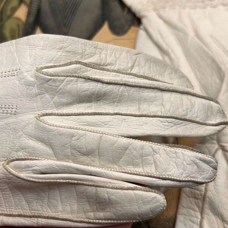 Women's Dress Gloves - Image 4