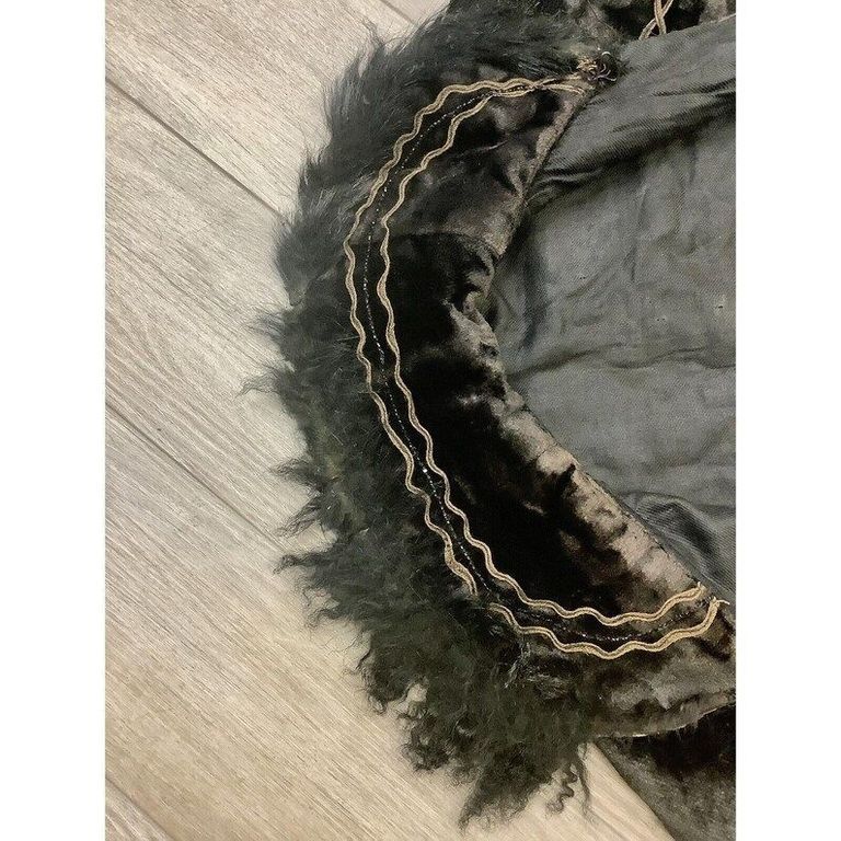 Decorative Cape / Mantle - Image 3