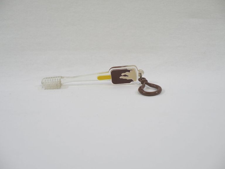 Hang to Dry Melted Ice Cream Toothbrush - Image 4