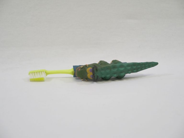 Alligator Toothbrush Holder
