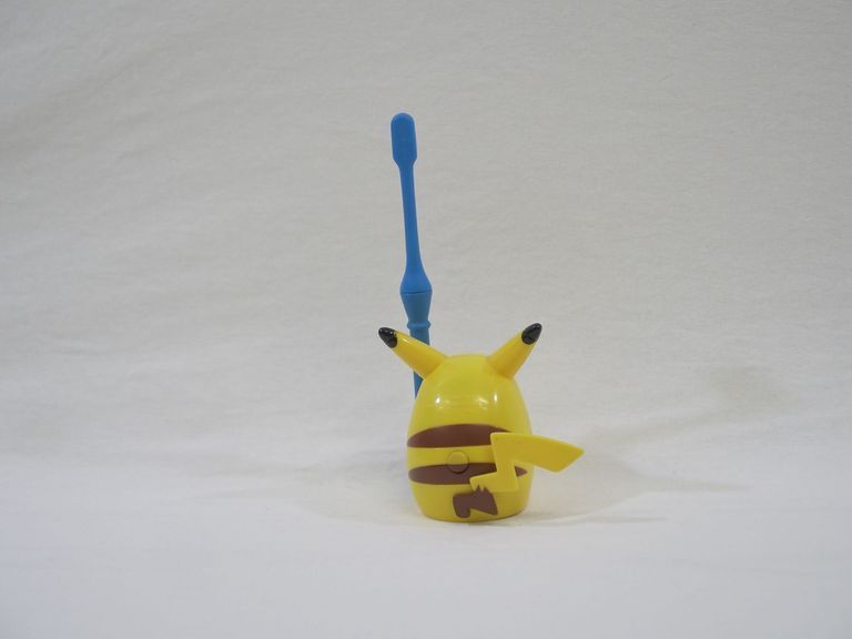 Pikachu Battery Toothbrush - Image 6