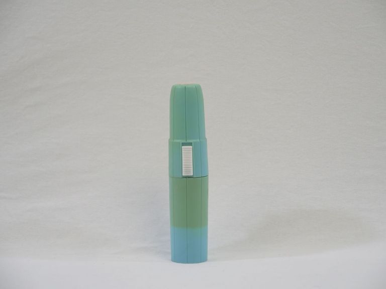 Raggedy Ann Battery Toothbrush Radio - Image 5