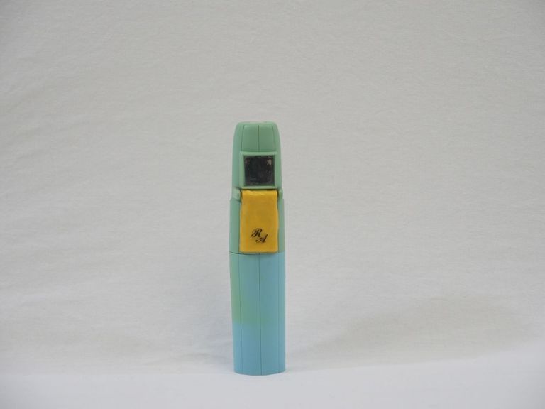 Raggedy Ann Battery Toothbrush Radio - Image 6