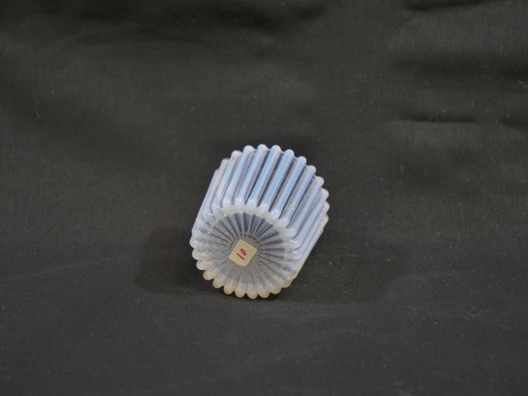 Opal Iridescent Ribbed Toothpick Holder - Image 2