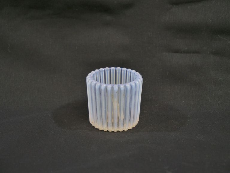 Opal Iridescent Ribbed Toothpick Holder - Image 4