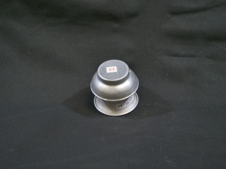 2002.99.2824 Bottom.JPG