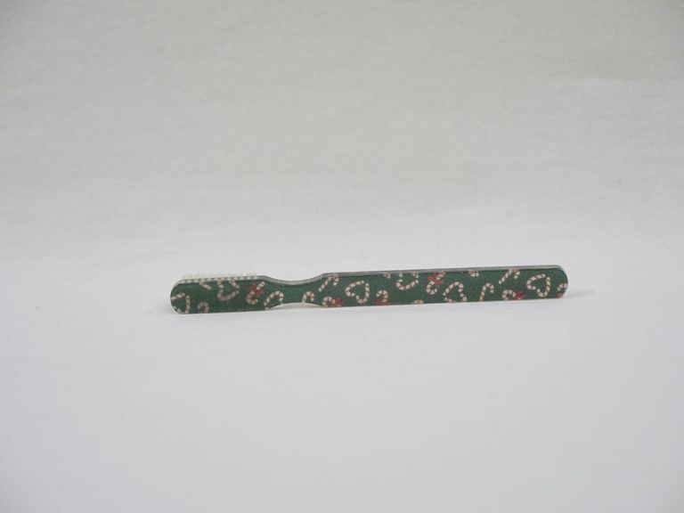 Candy Cane Hearts Toothbrush - Image 2