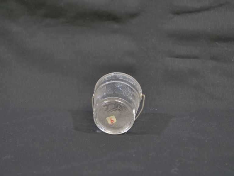 2002.99.2776 Bottom.JPG